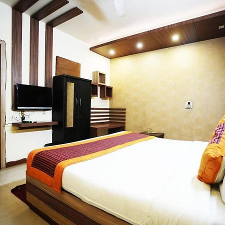 Hotel Classic 뉴델리 외부 사진