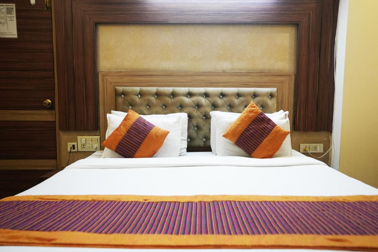 Hotel Classic 뉴델리 외부 사진